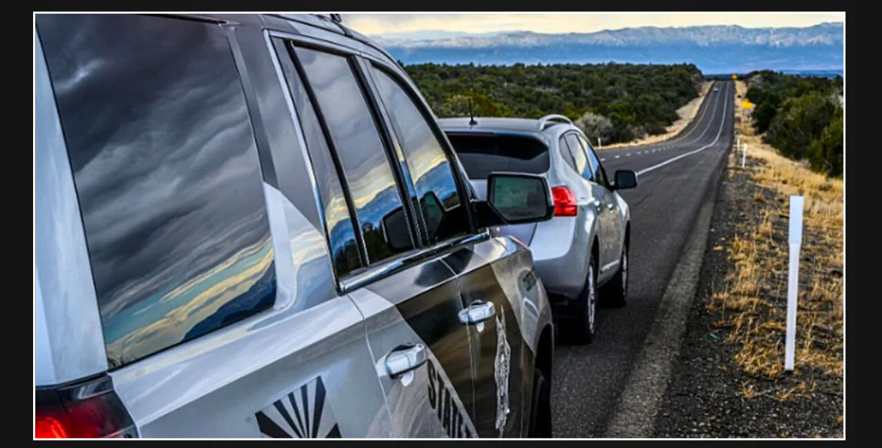 Arizona DPS Trooper apprehends smugglers after pulling over SUV with expired registration